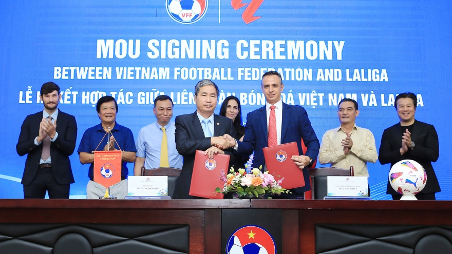 La Liga helps Vietnam develop professional football